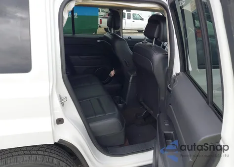 2016 Jeep Patriot High Altitude Edition из США, поврежденный, VIN 1C4NJRFB3GD552322